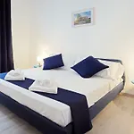 Pompeo Magno White Luxury Apartman Róma