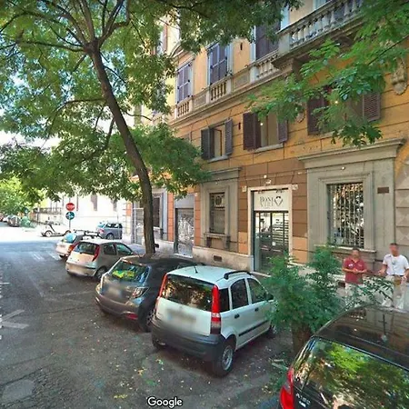 Pompeo Magno White Luxury 公寓