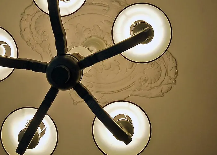 Pompeo Magno White Luxury