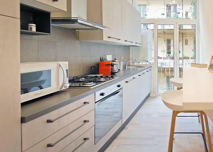 Pompeo Magno White Luxury