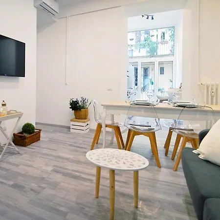 Pompeo Magno White Luxury Apartmán *